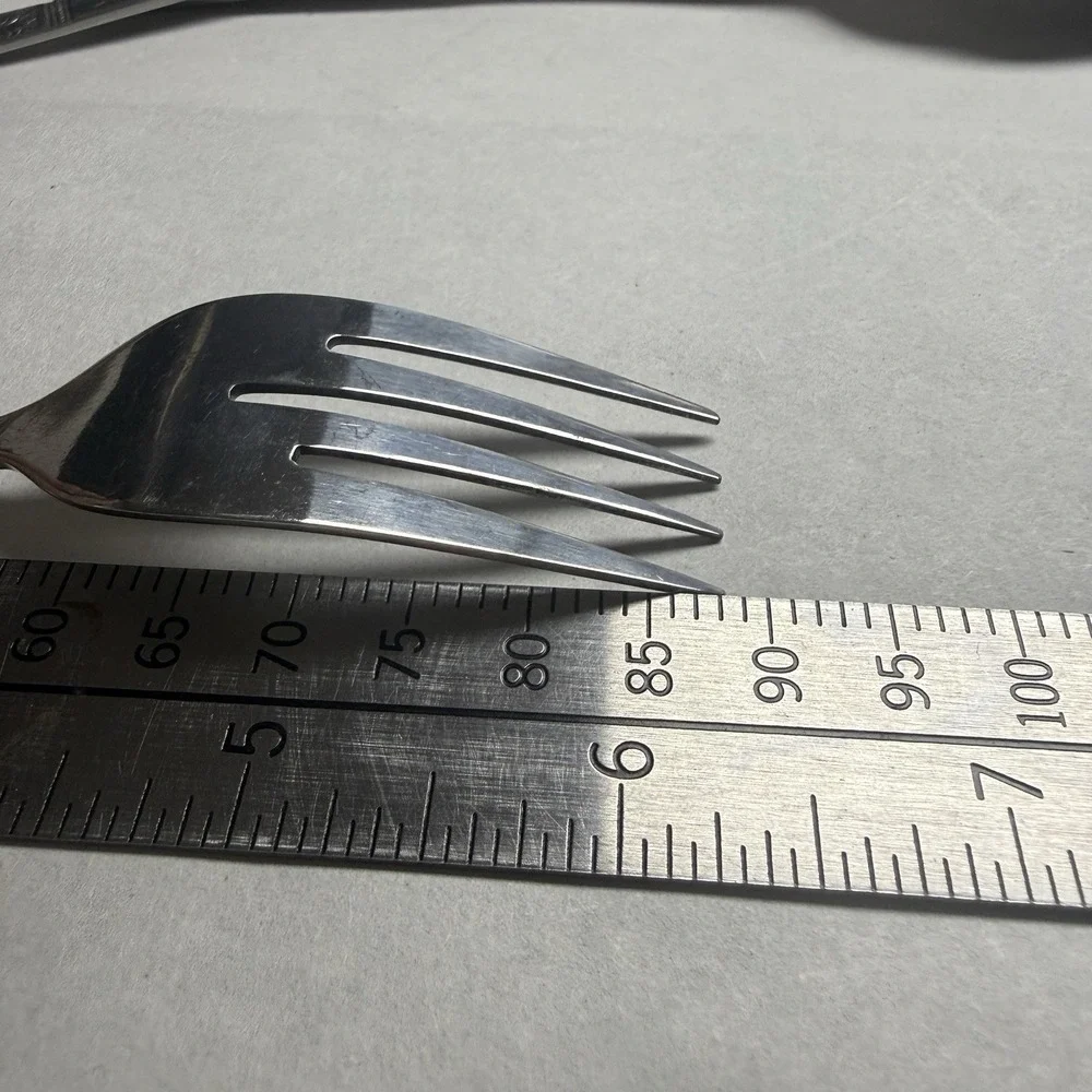 19 Customcraft Stainless Taiwan Fleur Du Lis CUS3 Forks Spoons Knives Knife